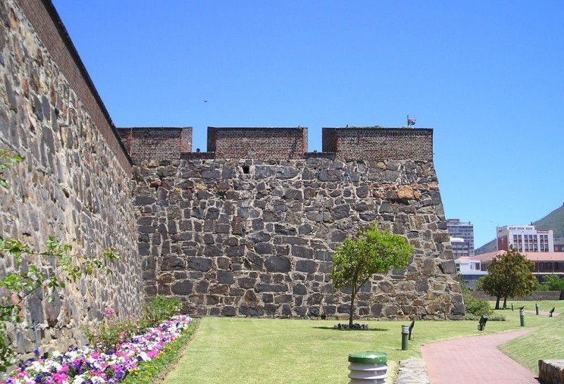 Замок Доброй Надежды: самое древнее кирпичное сооружение Южной Африки (ЮАР)
