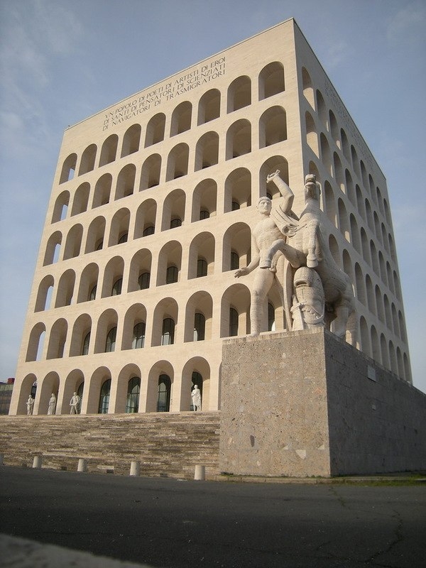 Квадратный Колизей Бенито Муссолини