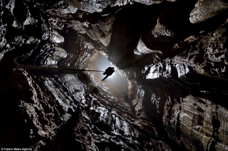 Пещера Эр Ван Донг - затерянный мир
