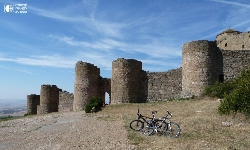 Замок Лоарре Замок Лоарре