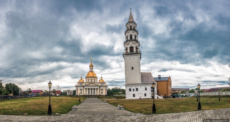 Невьянская башня.