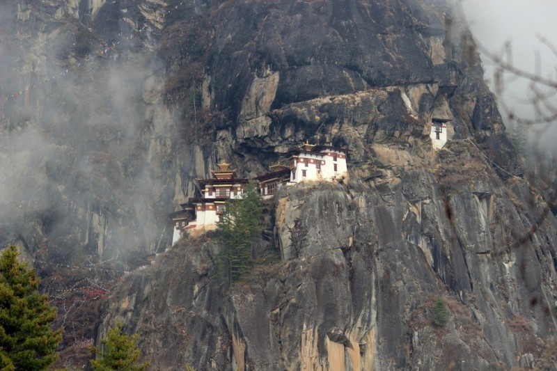 Такцанг-лакханг: скальный монастырь в Бутане 2