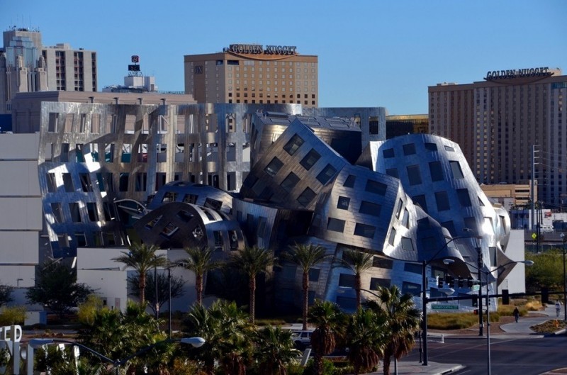 Фантастическая архитектура клиники в Лас-Вегасе (США)