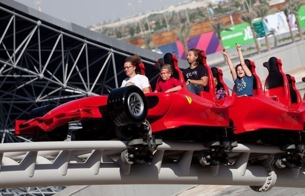 Элитный Ferrari World-парк развлечений в Дубае