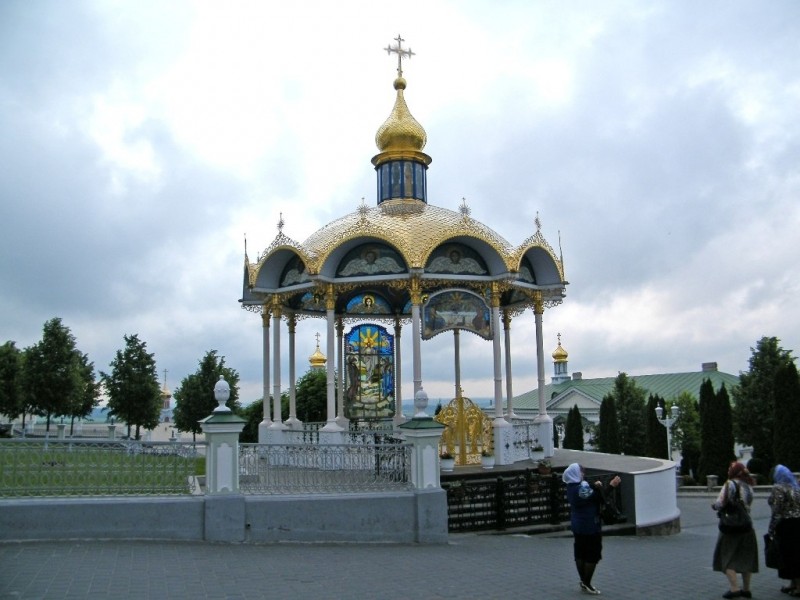 Почаевская лавра - одна из величайших святынь православного мира