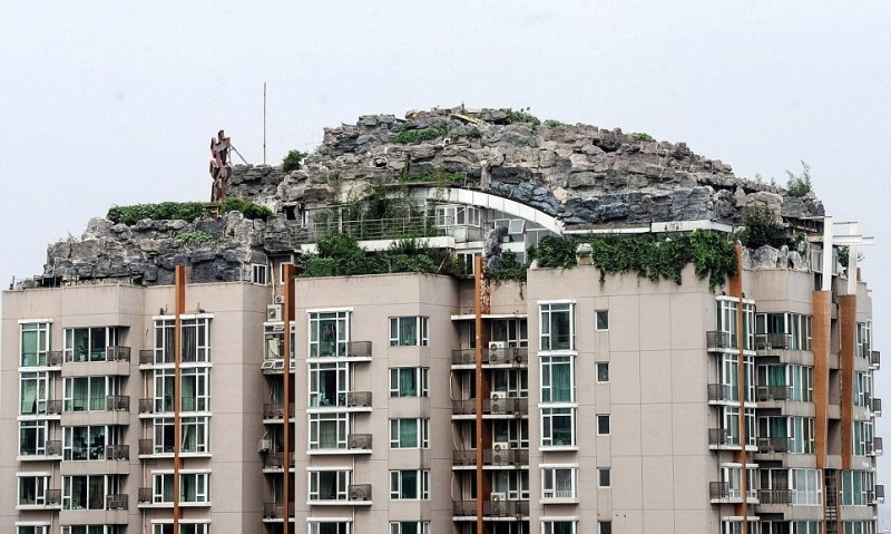 Горная вилла на крыше многоквартирного жилого дома