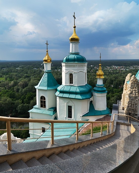 Славяногорск монастырь