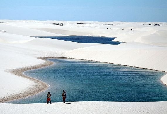 Простыни Мараньяна — вода в пустыне Простыни Мараньяна — вода в пустыне
