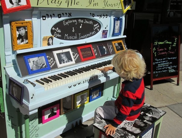 Творческий проект «Play Me, I’m Yours» Творческий проект «Play Me, I’m Yours»