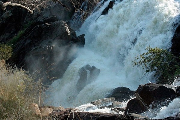 Водопад Руакана