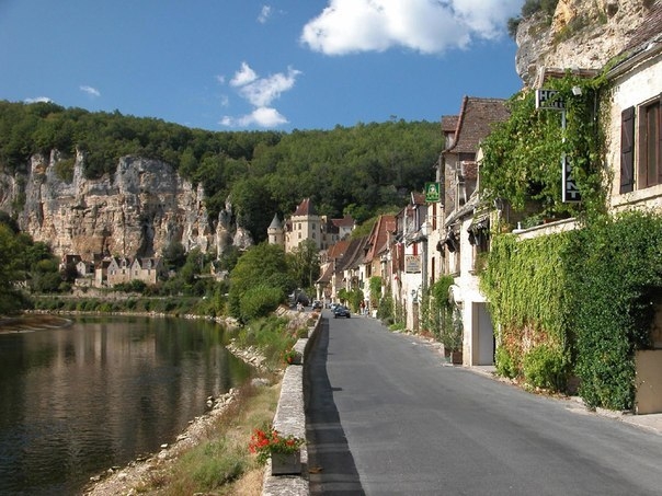 Деревня Ла-Рок-Гажак - очарование французской провинции