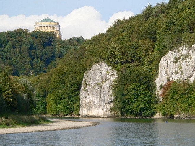 Зал освобождения Befreiungshalle