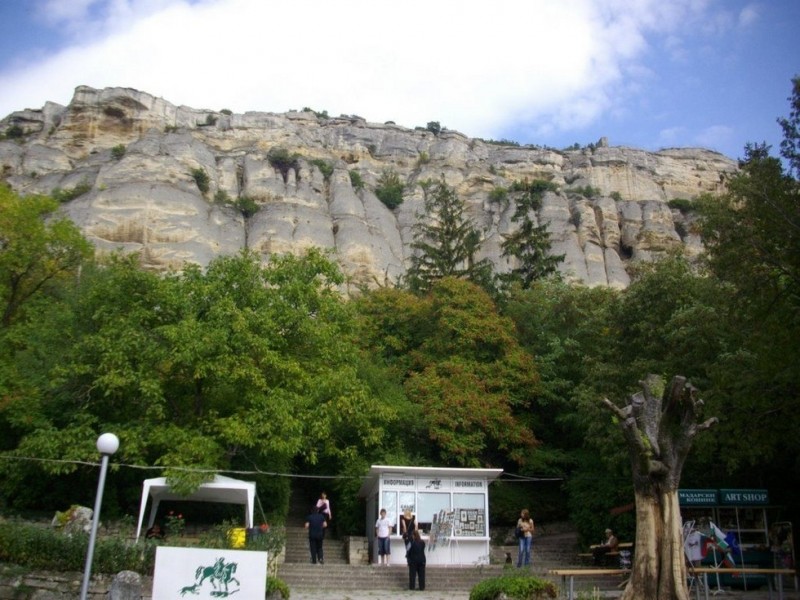 Мадарский всадник, Болгария