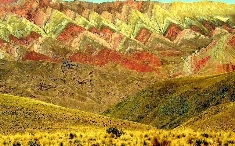 Серранья-дель-Агуараге. Цветные горы Аргентины 0