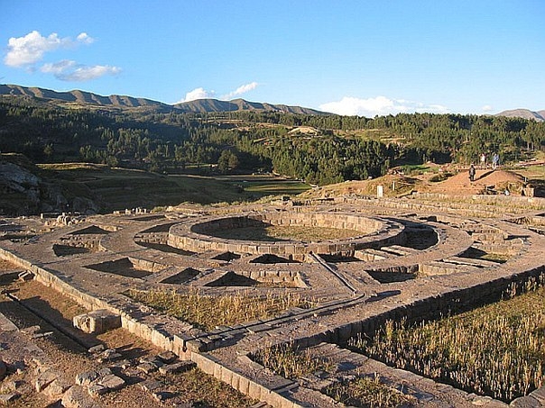 Саксайуаман (Sacsayhuaman), Перу.