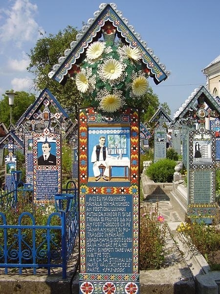 Весёлое кладбище