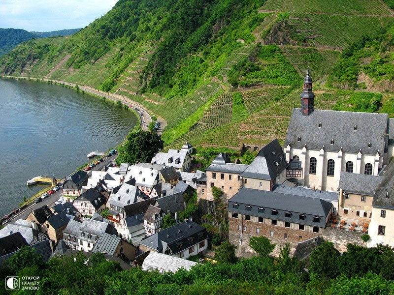 Крошечный и очень уютный городок Байльштайн (Beilstein), Германия