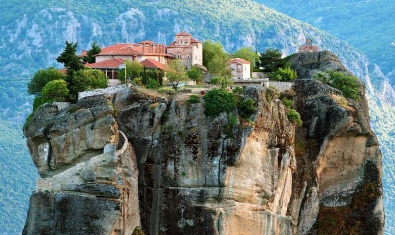 Парящие монастыри Метеоры, Греция