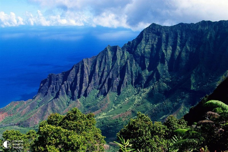 Каньон Ваймеа (Waimea Сanyon), США. Каньон Ваймеа (Waimea Сanyon), США.