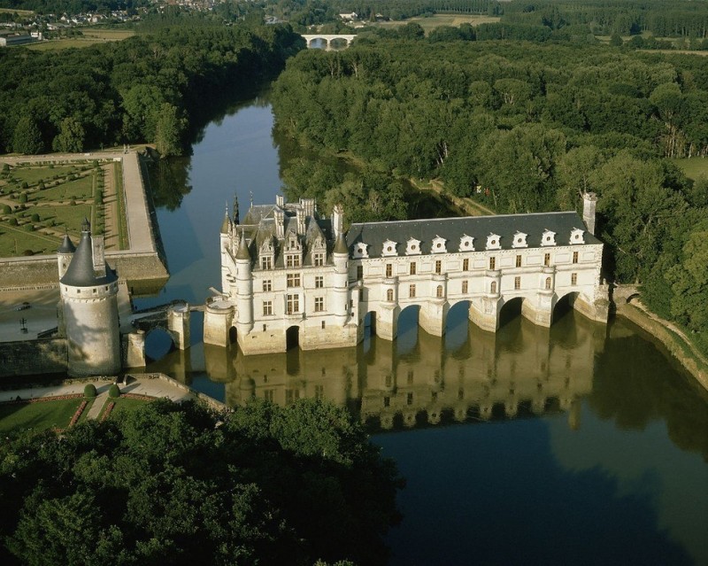 Замок Шенонсо: дамский замок (Франция)