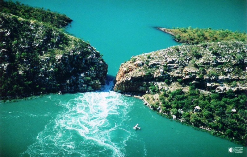 Горизонтальный водопад