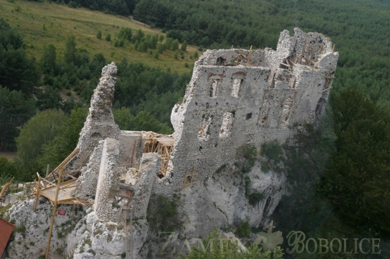 Замок Боболице Замок Боболице