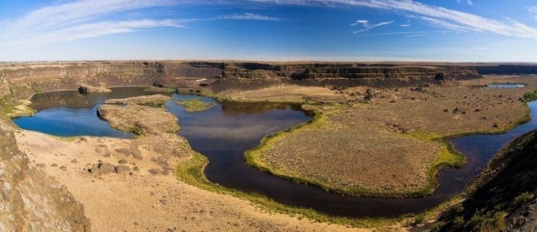 Сухие водопады. Водопад из Прошлого