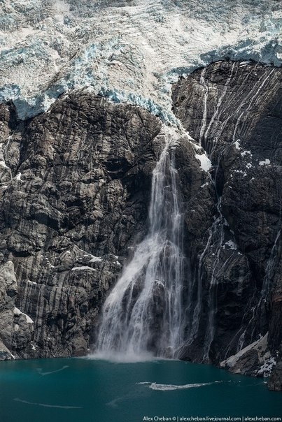 Великолепная Патагония: Фицрой и Laguna de los Tres Великолепная Патагония: Фицрой и Laguna de los Tres