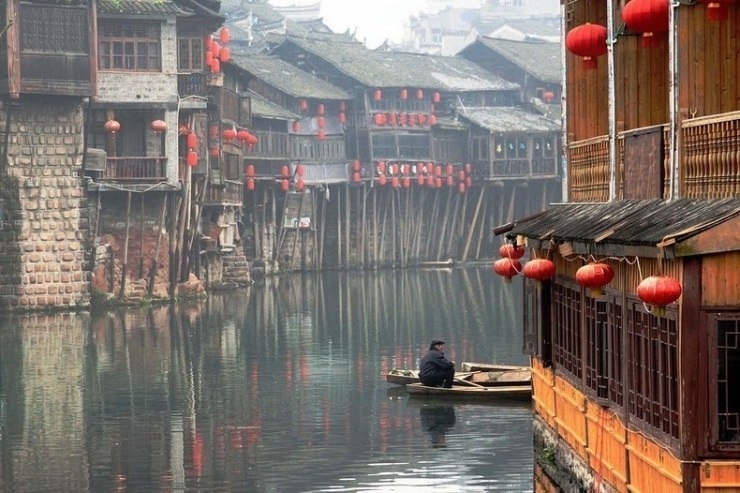 Фэнхуан - один из самых красивых городков Китая