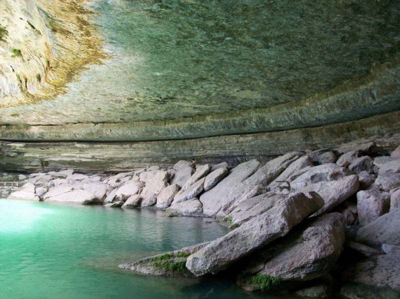 Удивительное озеро Hamilton Pool Удивительное озеро Hamilton Pool