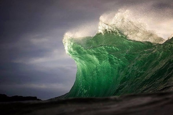 Феноменальные фотографии океанских волн