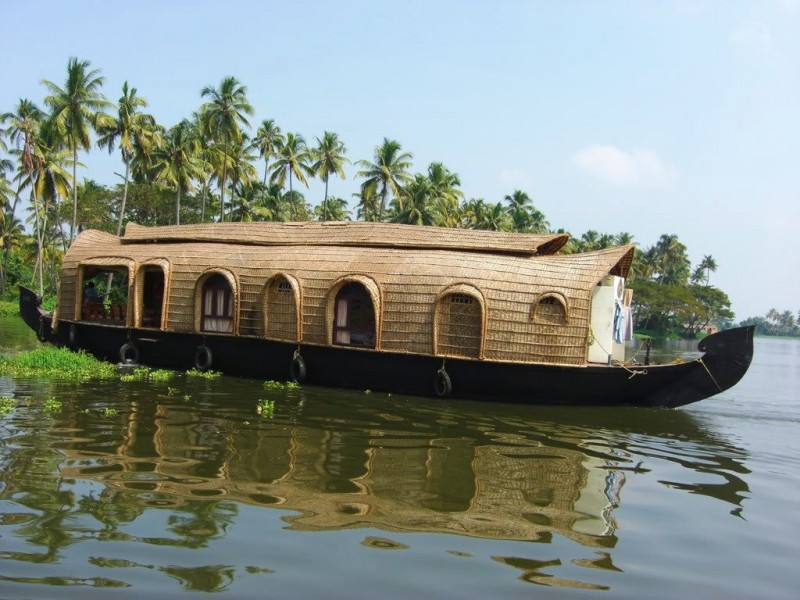 Houseboat Индия
