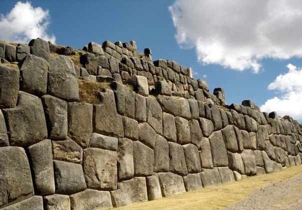 Саксайуаман (Sacsayhuaman), Перу.