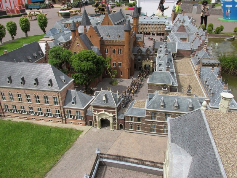 Madurodam (Нидерланды) Madurodam (Нидерланды)