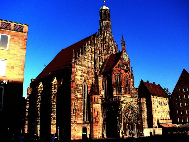 Церковь Фрауэнкирхе в Нюрнберге, Германия