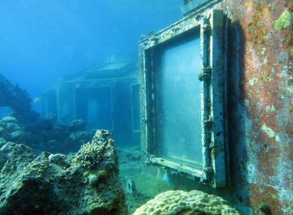 Уникальный подводный ресторан Red Sea Star в Израиле