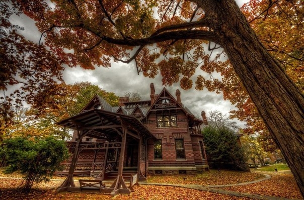 Дом Марка Твена в Хартфорде, штат Коннектикут