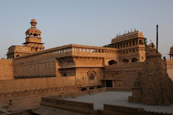 Форт Джайсалмер - золотой город Индии.