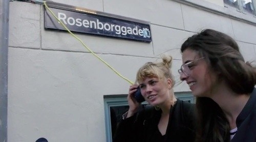 Говорящие адресные таблички в Копенгагене.