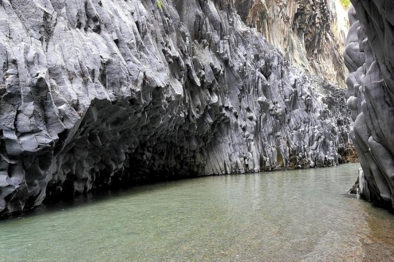 Ущелье Алькатрана. Сицилия