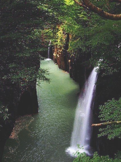 Ущелье Такатихо, Япония.