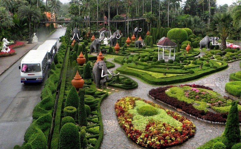 Тропический парк Нонг Нуч в Таиланде 1