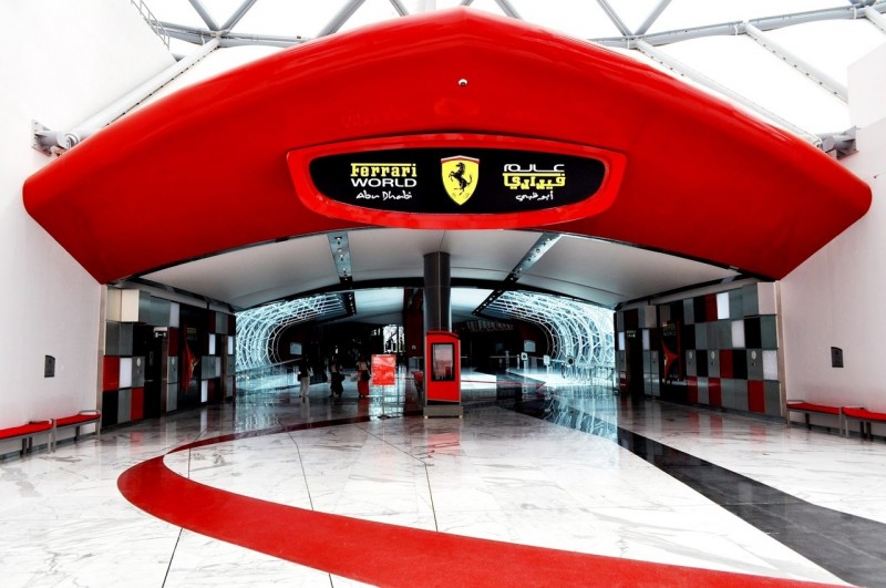 Ferrari World в Абу-даби, ОАЭ