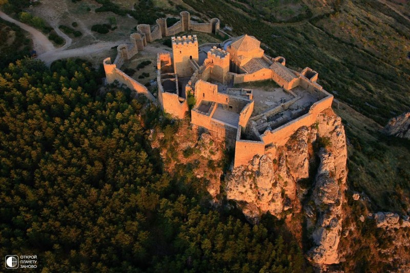 Замок Лоарре Замок Лоарре