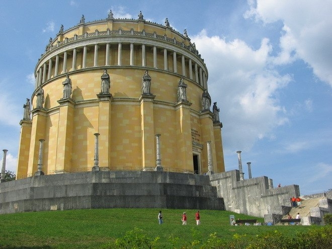 Зал освобождения Befreiungshalle Зал освобождения Befreiungshalle