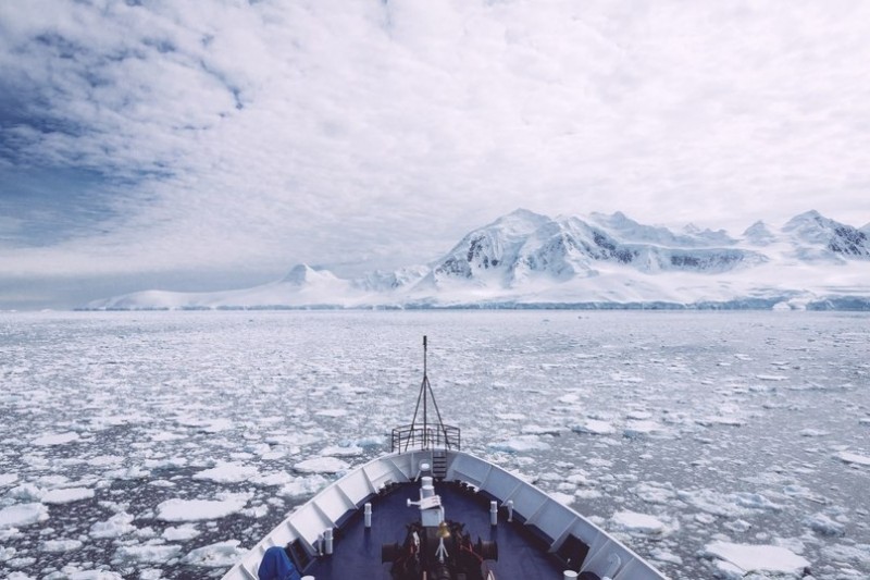 Холодная Антарктика...