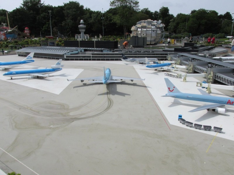 Madurodam (Нидерланды) Madurodam (Нидерланды)
