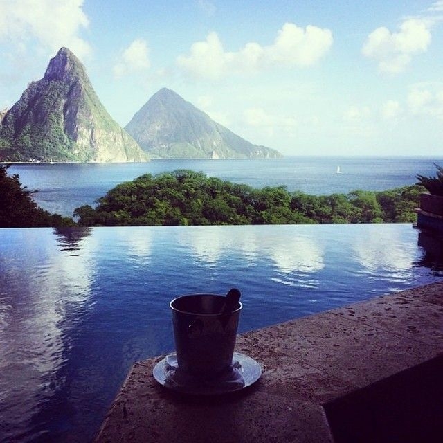 Тропический курорт Jade Mountain Тропический курорт Jade Mountain