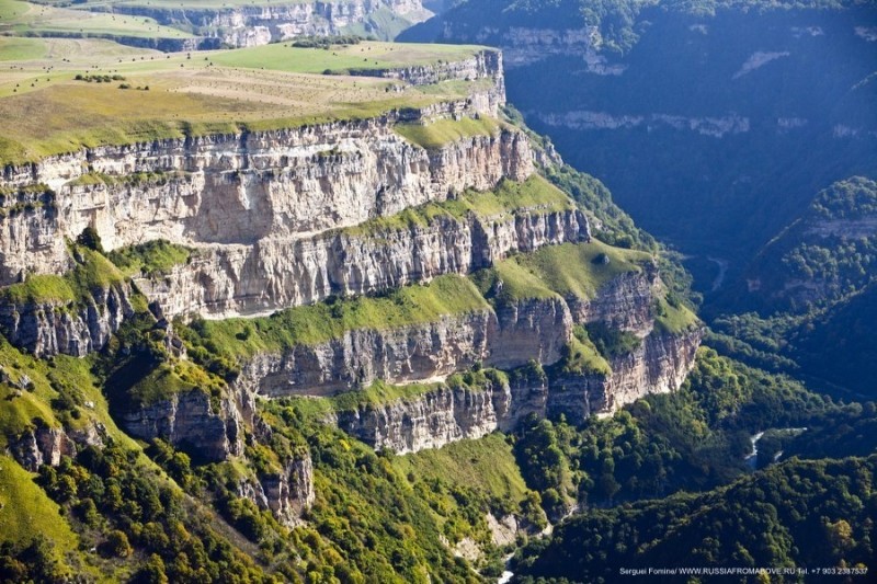 Кабардино-Балкария - один из самых живописных и богатых природными достопримечательностями уголков К 7