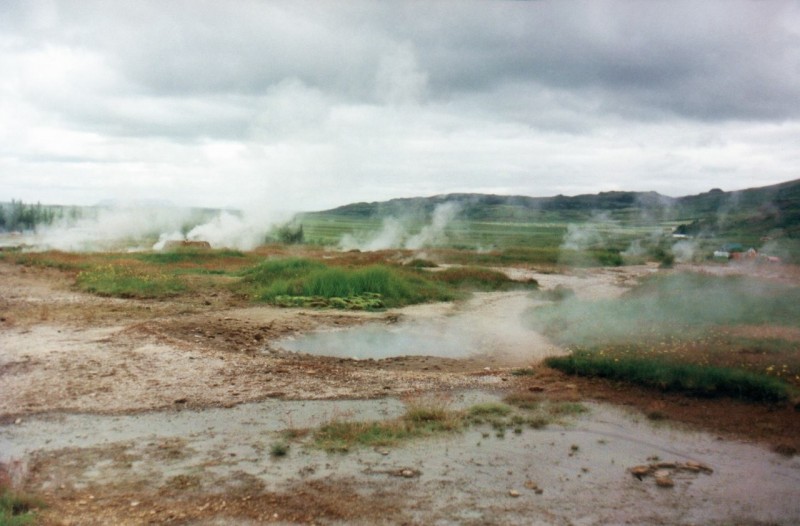 Бурлящие гейзеры в долине Хаукадалур, Исландия